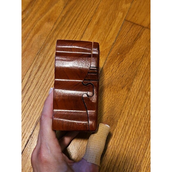 Vintage Wooden Cat Shaped Puzzle Trinket Box, 2.5" 4.5" x 4" - Picture 5 of 11